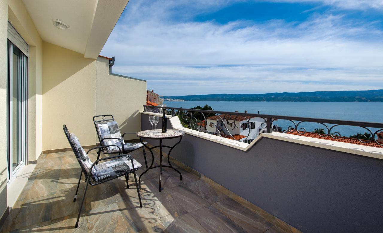 Cezar Luxury Apartment Omis Exterior photo